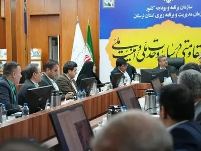 آغاز عملیات اجرایی ۳۶ طرح اقتصادی در استان/ مدیران برای جذب اعتبارات شناور وزارتخانه‌ها اقدام کنند 