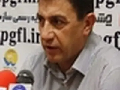 قلعه نویی: داور روی شکست استقلال تاثیر داشت / یک پنالتی مسلم ما گرفته نشد