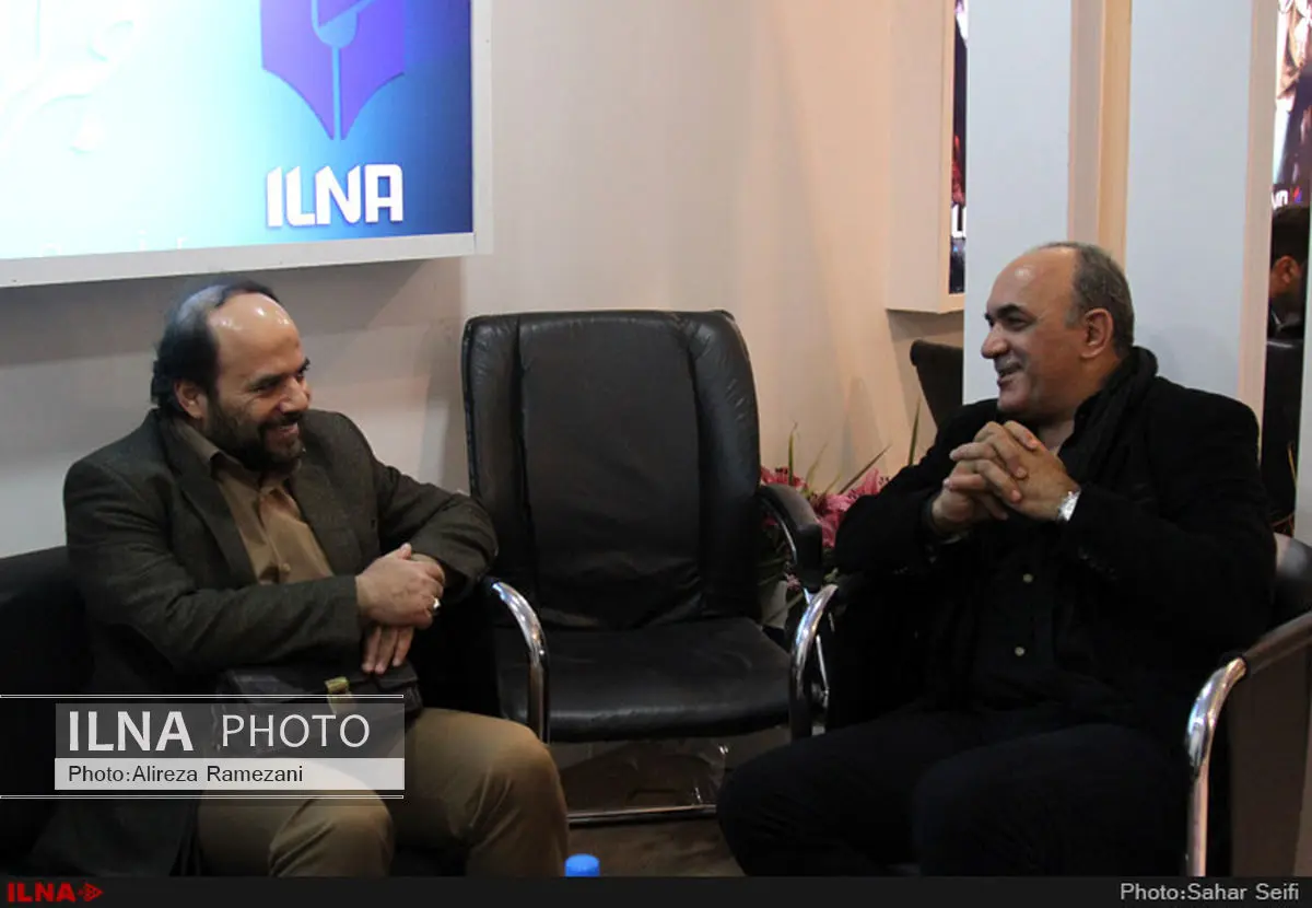 دولت ما را مانند زن صیغهای کنار گذاشت/از محل رونمایی رنو و کاباره اندیشه درنمیآید/ با مخاطب اتوبوسی تئاتر دفاع مقدس رشد نمیکند