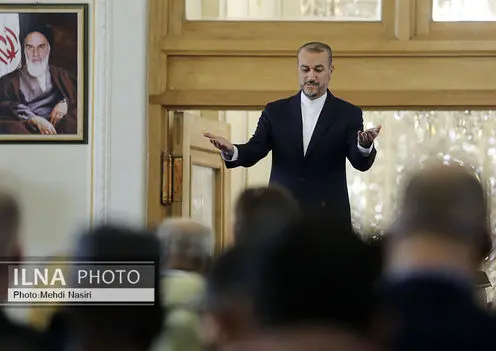 نشست وزیر امور خارجه با سفرا و روسای نمایندگی های خارجی مقیم تهران