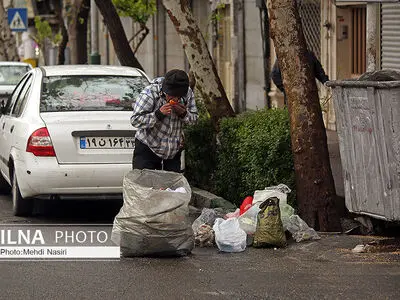 پاکسازی سکونتگاه غیرقانونی متکدیان در منطقه ۱ کرج؛ جمع‌آوری ۲۵۰۰ کیلوگرم زباله