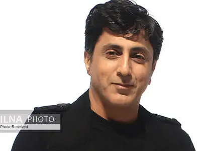 بارها بازداشت شدیم و لباس‌هایمان را پاره می‌کردند/ کناره‌گیری‌ام از موسیقی به دلیل تغییر ذائقه و سلیقه مردم بود/ دغدغه نسل من تمرین بود اما نسل‌های بعد فقط به شهرت فکر می‌کنند/ اگر تکنولوژی نبود هنرمندان واقعی کنار گذاشته نمی‌شدند