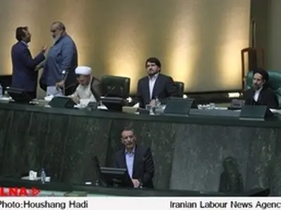 جلسه استیضاح وزیر علوم در مجلس شورای اسلامی