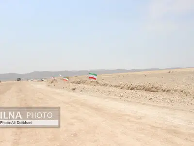 شهرک شیشه هرمزگان تا سقف ۵ میلیون تن تولید خواهد داشت/ جاده دسترسی و فاز نخست اجرایی شد +فیلم