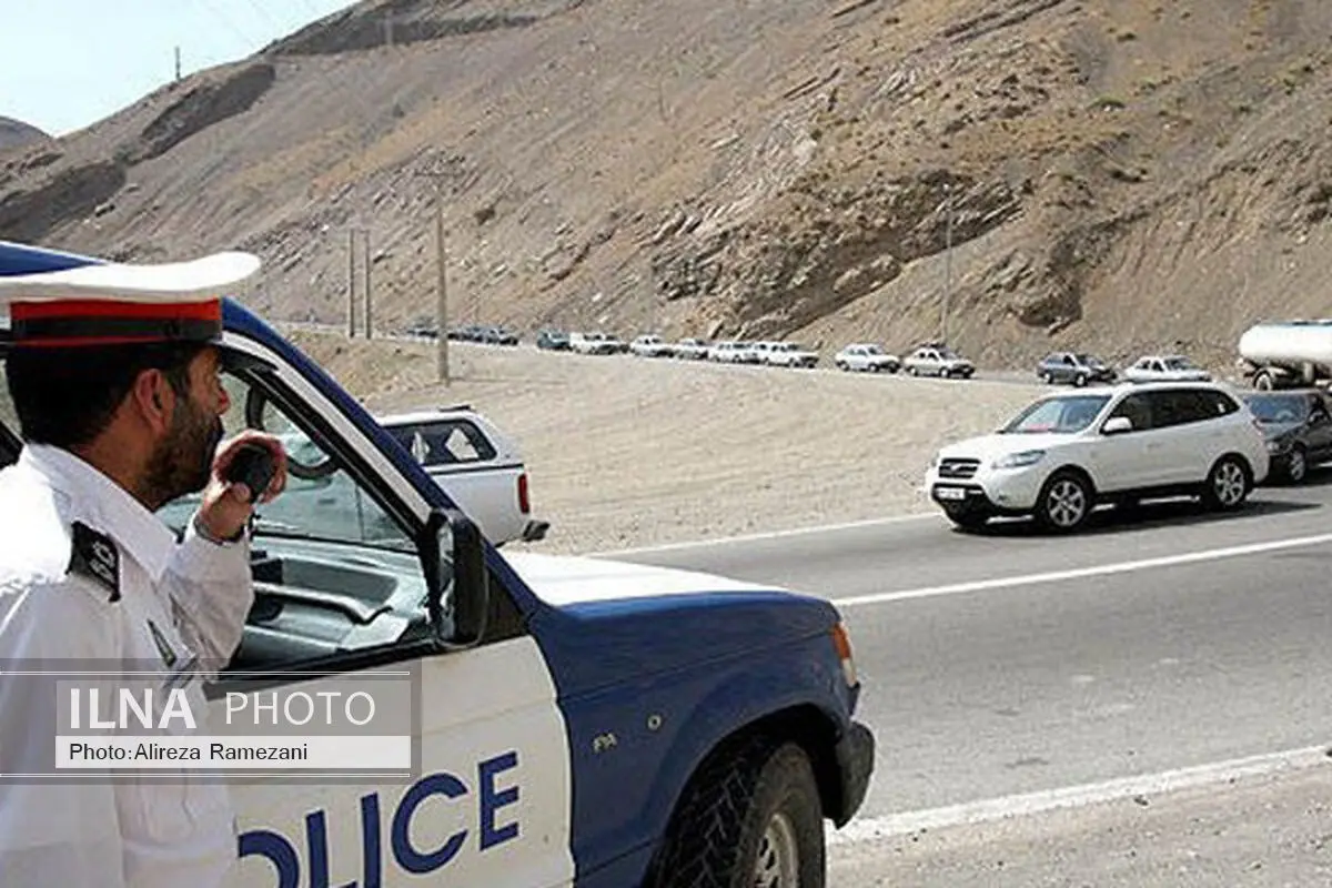 بارش باران و برف در اکثر محورهای مواصلاتی/ترافیک نیمه سنگین در محور کرج-چالوس