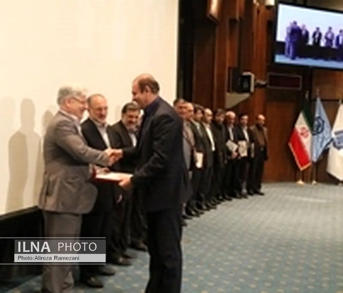 تقدیر از شرکت نفت ایرانول به دلیل عملکرد موفق