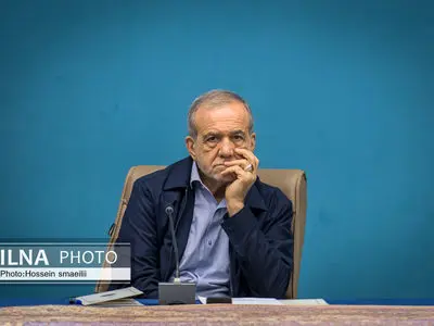الرئيس بزشكيان: الحرس الثوري يُحبط مؤامرات وأهداف الأعداء