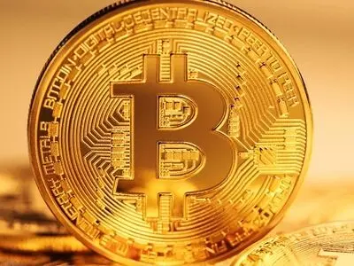 خرید و فروش بیت کوین در صرافی‌ها غیر قانونی است/ گزارشی مبنی بر خرید و فروش بیت کوین در صرافی‌ها وجود ندارد