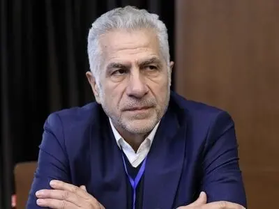 جوایز ایران به ورزشکاران در جهان بی‌نظیر است/ ما باید قدر دان مسئولین باشیم
