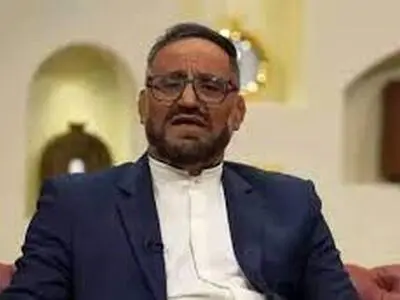 آواز خواندن آقای «جدی می فرمایید» سوژه داخل فضای مجازی+ فیلم