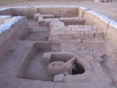 دژ نظامی ۲ هزار و ۷۰۰ ساله در محوطه تاریخی ریوی کشف شد