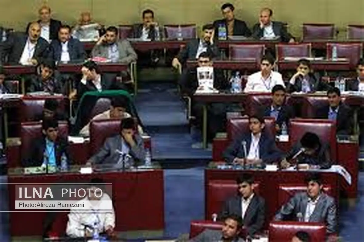 مجلس دانشآموزی صدای رسای دانشآموزان است