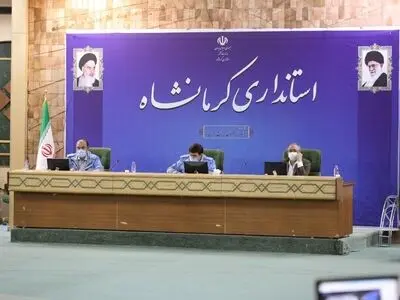 به جای نمایش در برابر دوربین‌ها، به دنبال خدمت صادقانه به مردم باشید