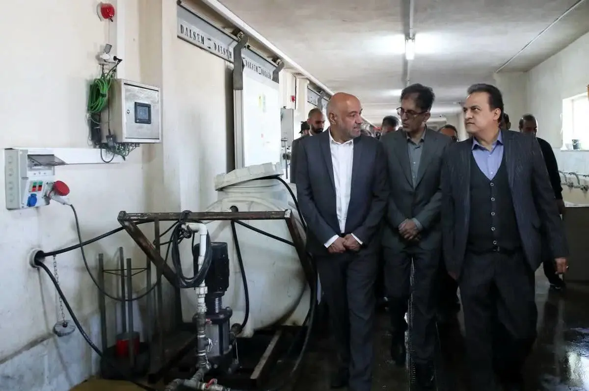 کارگران صنایع غذایی بیش از زمان عادی فعال هستند/محصولات غذایی بدون اختلال به دست مردم می‌رسد