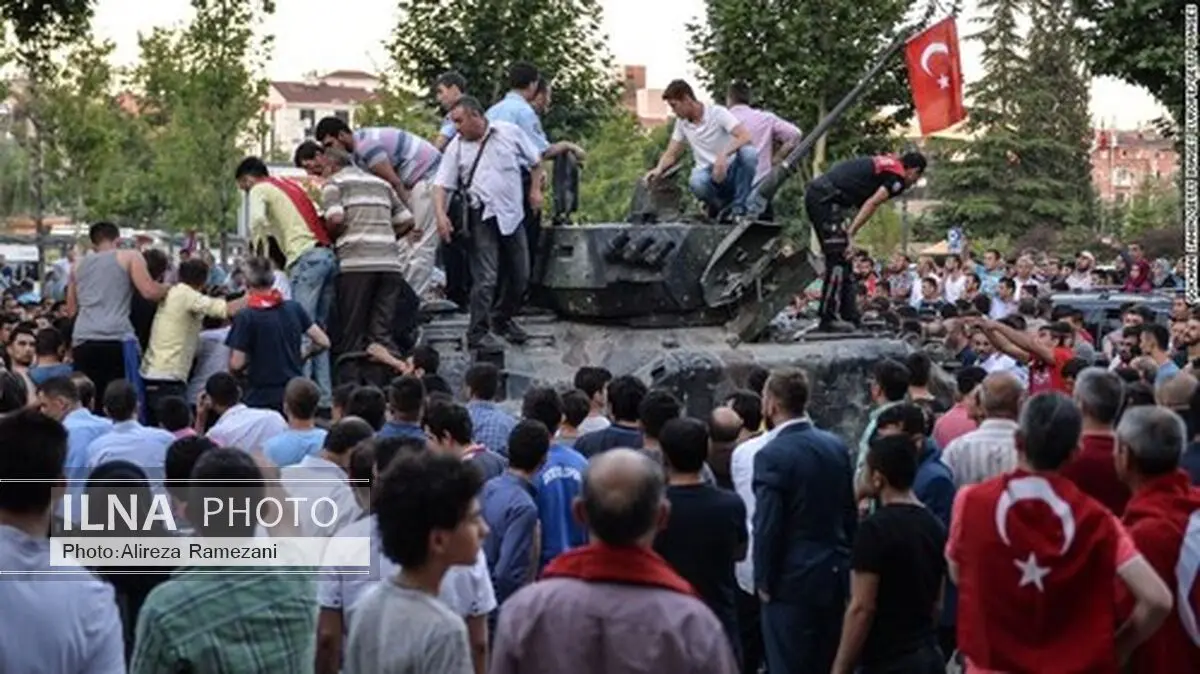 حداقل یک پایگاه هوایی همچنان در کنترل عاملان کودتا است