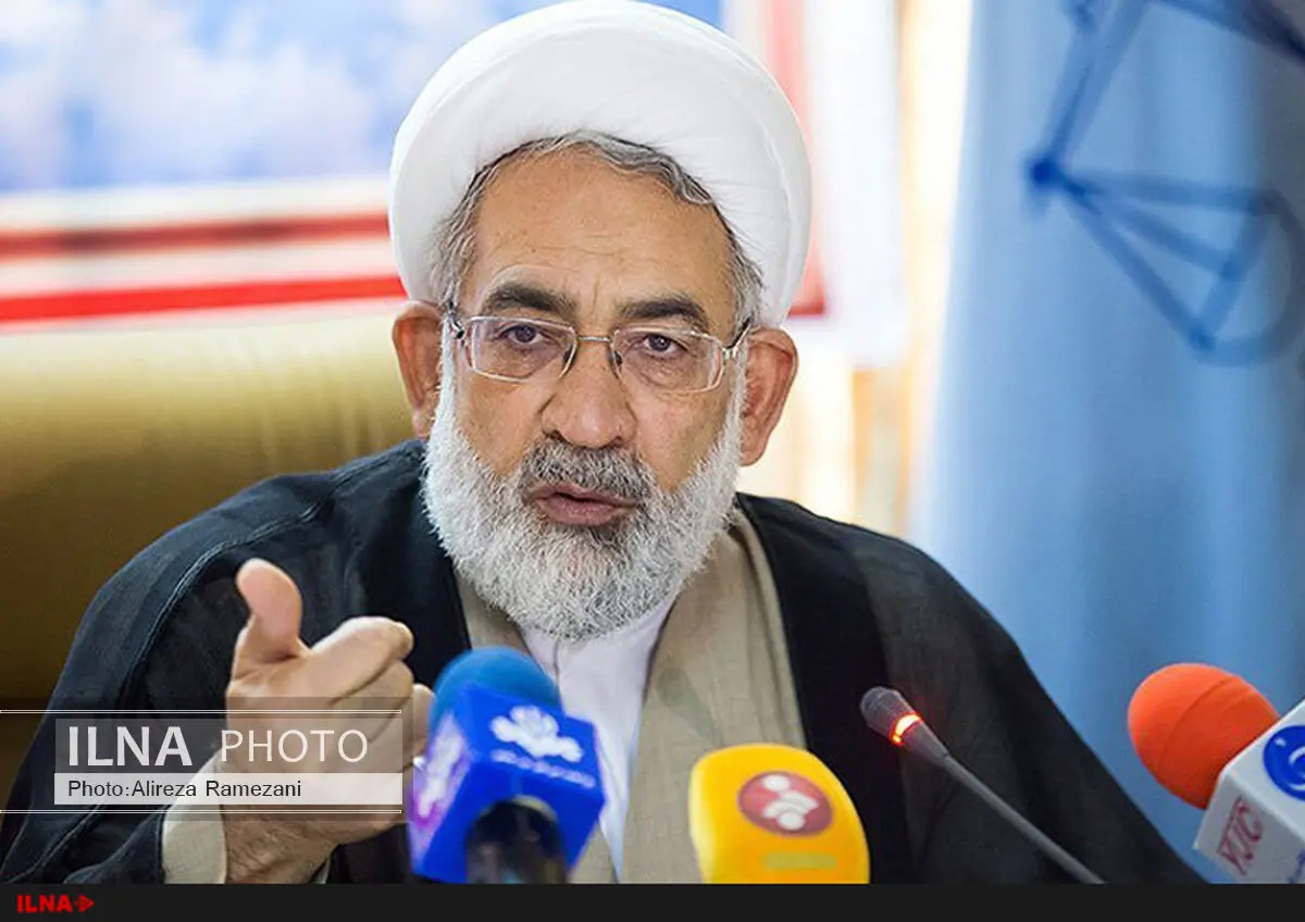 انتقاد منتظری نسبت به بداخلاقی برخی در تریبون‌های عمومی 