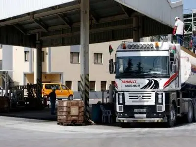 مخالفت مقام‌های امنیتی اسرائیل با تصمیم لیبرمن برای توقف انتقال سوخت به غزه 
