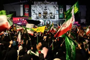 وداع باشکوه مردم ساری با فرزند مازندران/ برگزاری آیین چهلمین روز درگذشت شهید «علی لاریجانی»