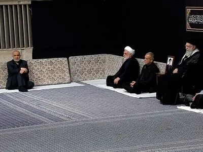 مراسم عزاداری شب هشتم محرم با حضور رهبر انقلاب برگزار شد
