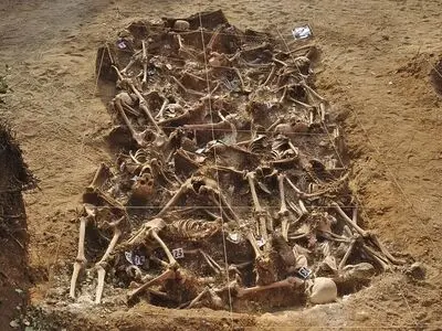 کشف گور دسته‌جمعی قربانیان داعش در موصل