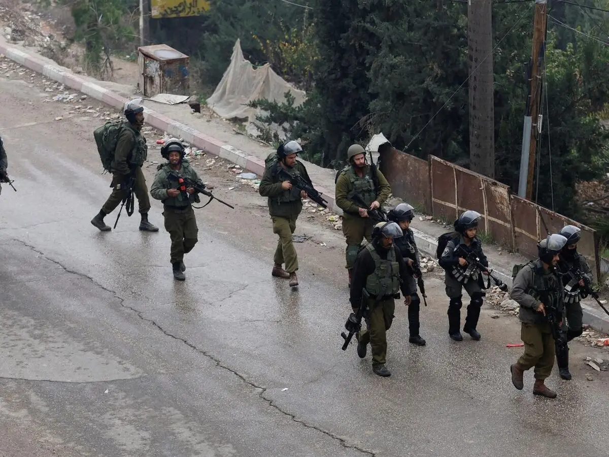 ۱۶ فلسطینی دیگر در کرانه باختری اشغالی بازداشت شدند