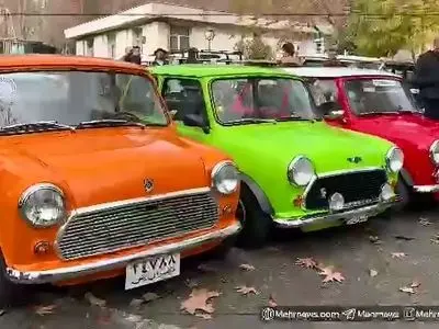 تصاویری از نمایشگاه خودروهای کلاسیک و تاریخی در مجموعه فرهنگی نیاوران