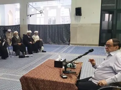 ما در انقلاب اسلامی گرفتار ابوموسی اشعری‌ها هستیم/ تحلیل اسناد غربی‌ها درباره دلایل تاب آوری ملت ایران در جنگ رمضان 