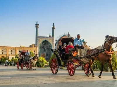 نام ایران در لیست قرمز ۲۵ کشور به عنوان مقصد ناامن گردشگری