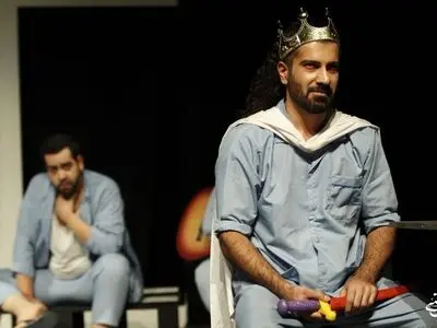نمایش «اتاق روانی» روی صحنه رفت/ مهدی کاسه‌ساز: برای زنده ماندن تئاتر، پناهی جز یکدیگر نداریم