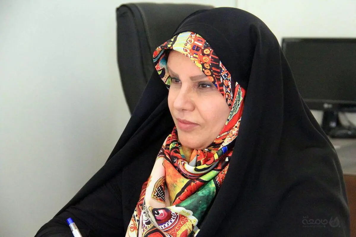 مهاجرت رفوگران ایرانی به ترکیه و آذربایجان/ قیمت‌گذاری فرش ماهیانه می‌شود/ در تامین مواد اولیه دچار مشکل هستیم