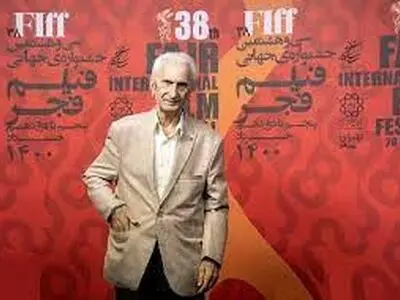 توصیه محمد بلوری به خبرنگاران مطالعه «خاطرات شش دهه روزنامه نگاری» در پویش «کتابخوانی ملی»