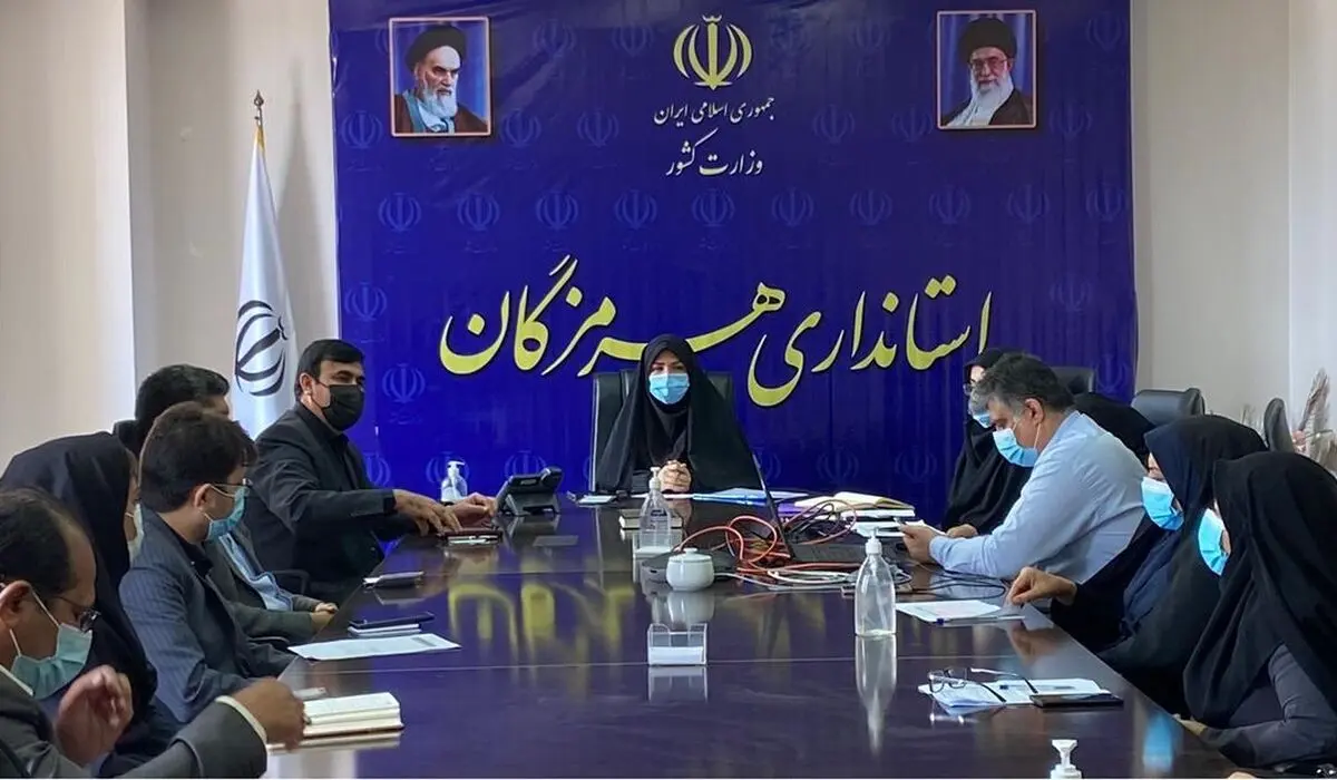 فرمانداران بر روند بارگزاری مستندات ارزیابی عملکرد در سامانه نظارت داشته باشند 