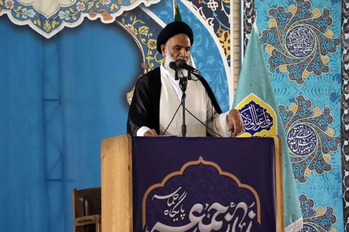 در صورت چشم طمع دشمنان به منطقه، خلیج فارس به جهنمی برای استکبار جهانی تبدیل میشود