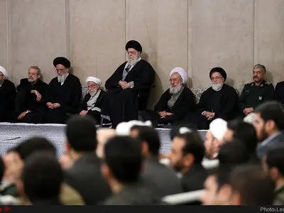 مراسم ترحیم آیت‌الله مومن با حضور رهبر معظم انقلاب اسلامی در حسینیه امام خمینی (ره)