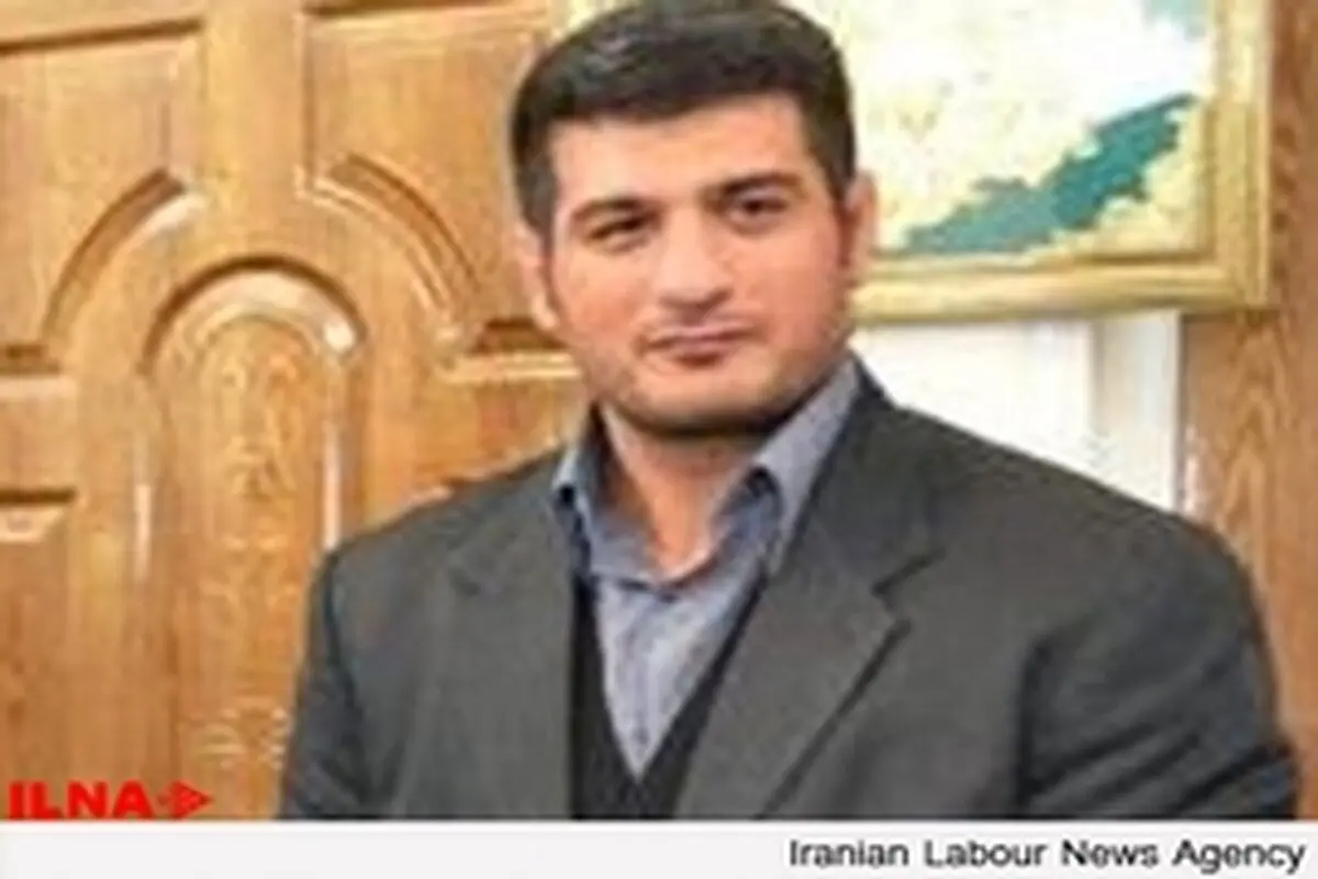 خسروی‌نژاد: مشکل میراسماعیلی باز بودن در اتاقش است / منتقدان در حد تخصص اظهارنظر کنند