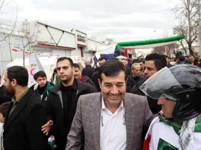 حضور وزیر ورزش و جوانان در راهپیمایی ۲۲ بهمن