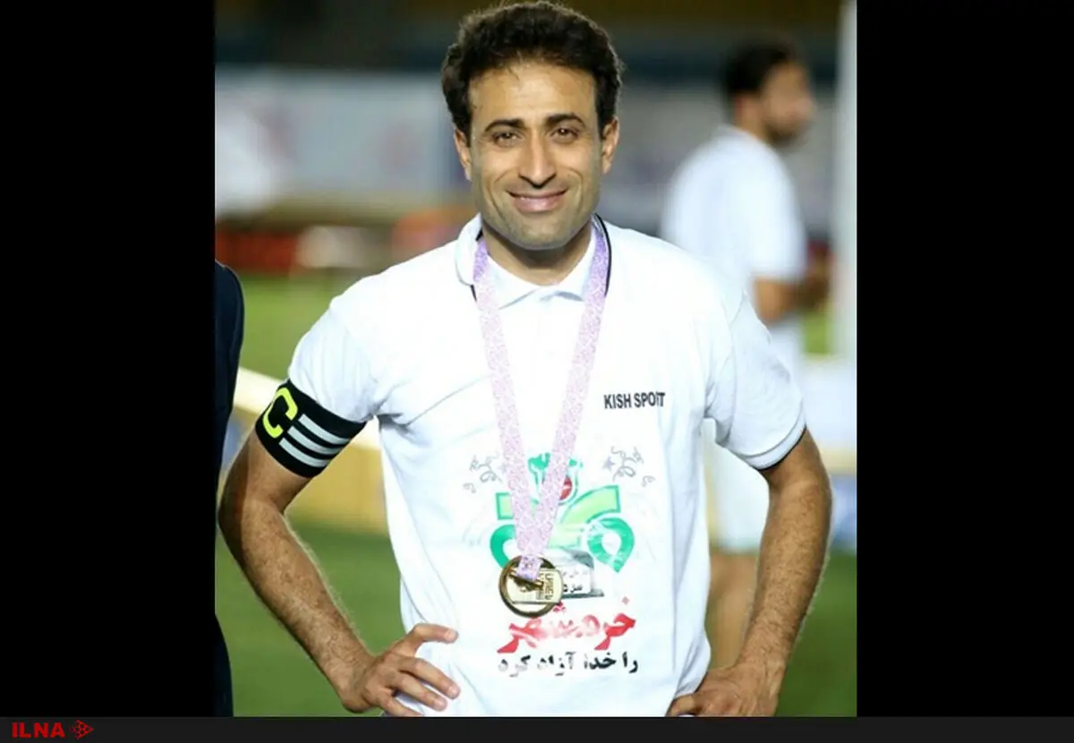 مهدی رجب زاده از فوتبال خداحافظی نکرده است