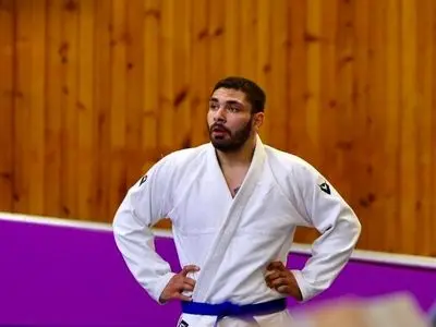 پیروزی پوریا طاهرخانی با ضربه فنی برابر نماینده گابن