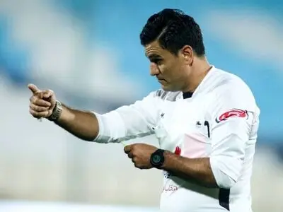 تجلیل از رضا کرمانشاهی قبل از آغاز دربی