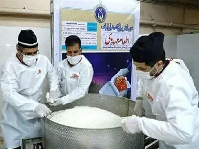 آغاز طرح اطعام مهدوی در 30 آشپزخانه استان / پخت ۳۱۳ هزار غذای گرم در استان همزمان با سراسر کشور 