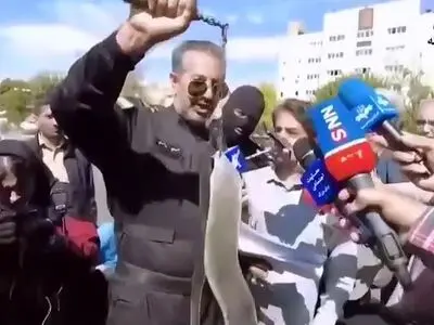 سلاح جدید ارازل باعث تعجب پلیس شد + فیلم