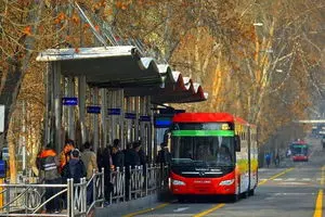 ورود ۵۷ دستگاه اتوبوس دوکابین به ناوگان بی. آر. تی پایتخت


