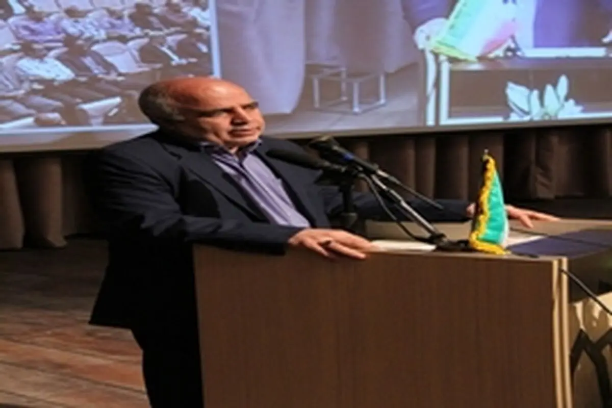 همایش ایثارگران صنعت آب و برق استان همدان برگزار شد