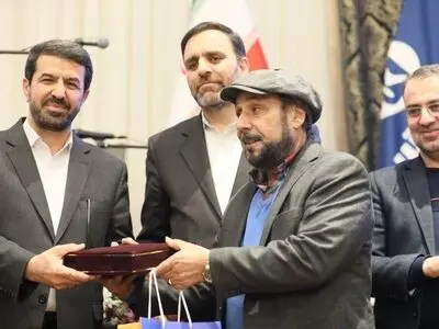 هنر، ابزاری برای انتقال ارزش ها و هویت فرهنگی است