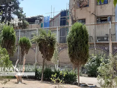 کاهش ارتفاع سازه واقع در حریم کاخ گلستان تا ۸ و نیم متر/ تضمینی برای باقی ماندن در ارتفاع موجود نداریم