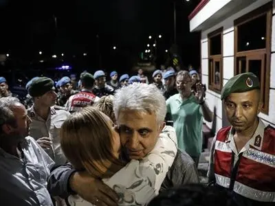 ۷ روزنامه‌نگار جمهوریت آزاد شدند