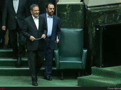 چرایی حمله یک نماینده به جهانگیری با حربه قدیمی انفصال از خدمت