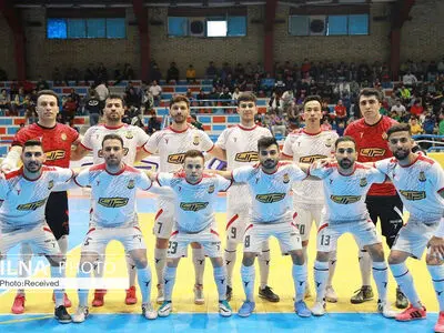 کراپ الوند حریف خود را با سه گل شکست داد
