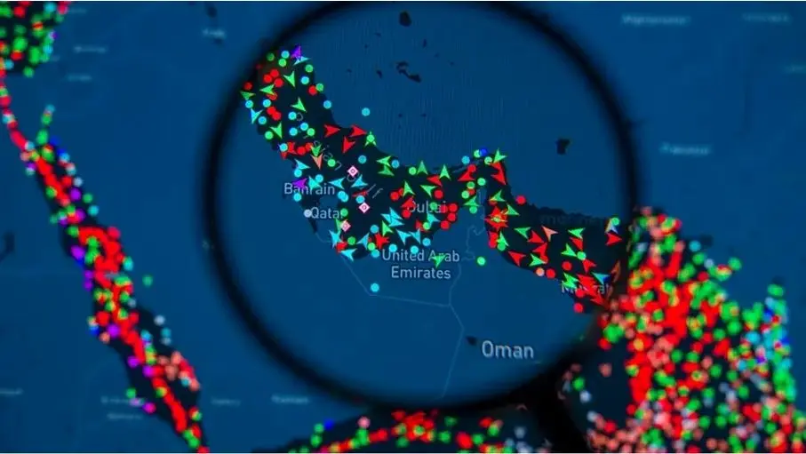الحرس الثوري: إعادة فتح مضيق هرمز مرهونة بموافقة الولايات المتحدة على شروطنا بشكل كامل