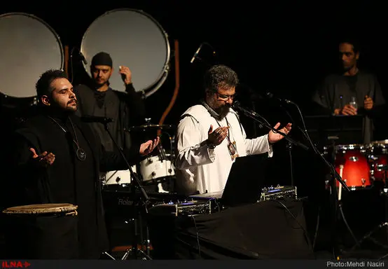 کنسرت گروه موسیقی آوایی "کاکو بند" در برج آزادی